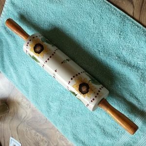 Sunflower rolling pin 18 inch long.
